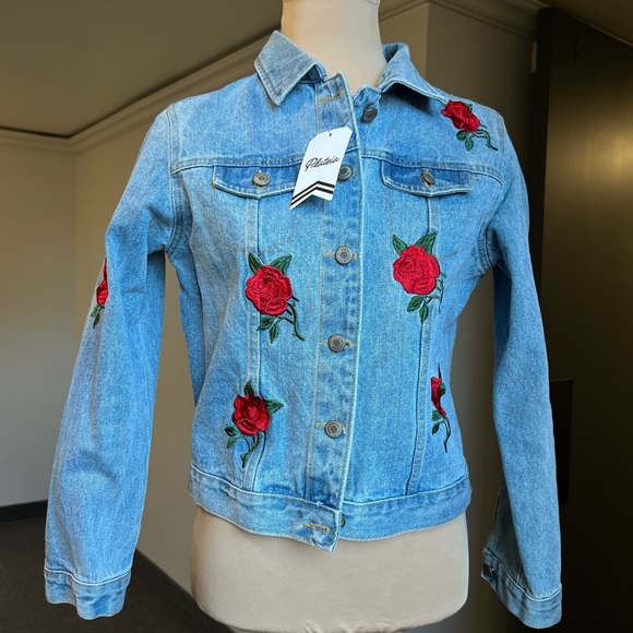 NWT 🌹 Roses embroidery blue denim jacked M - Picture 1 of 13